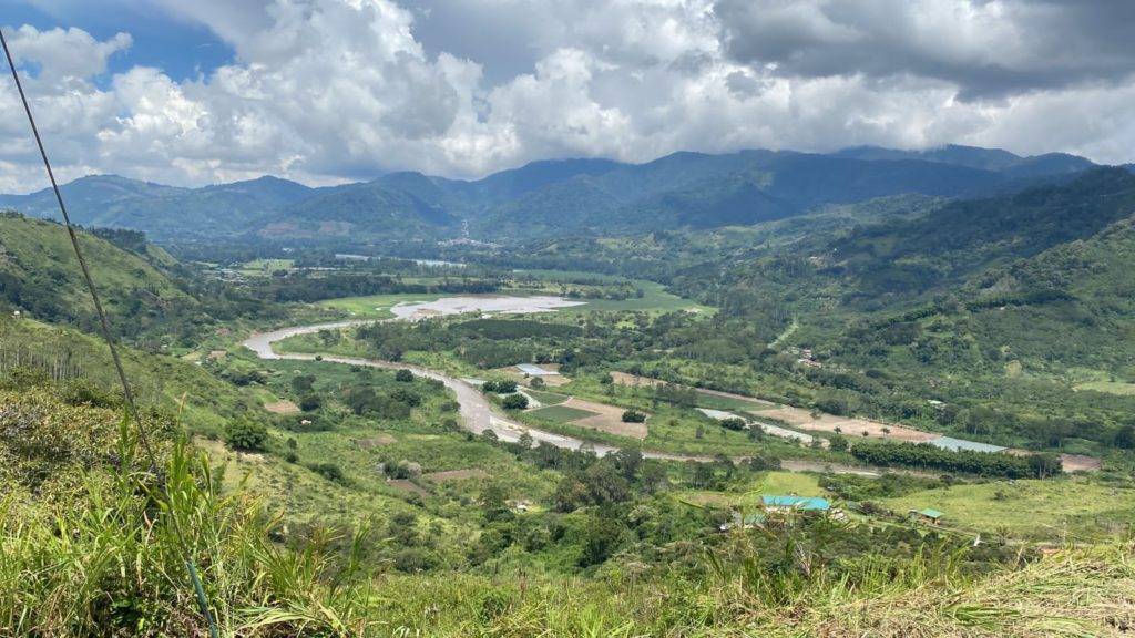 SE VENDE PROPIEDAD CAMINO A OROSI