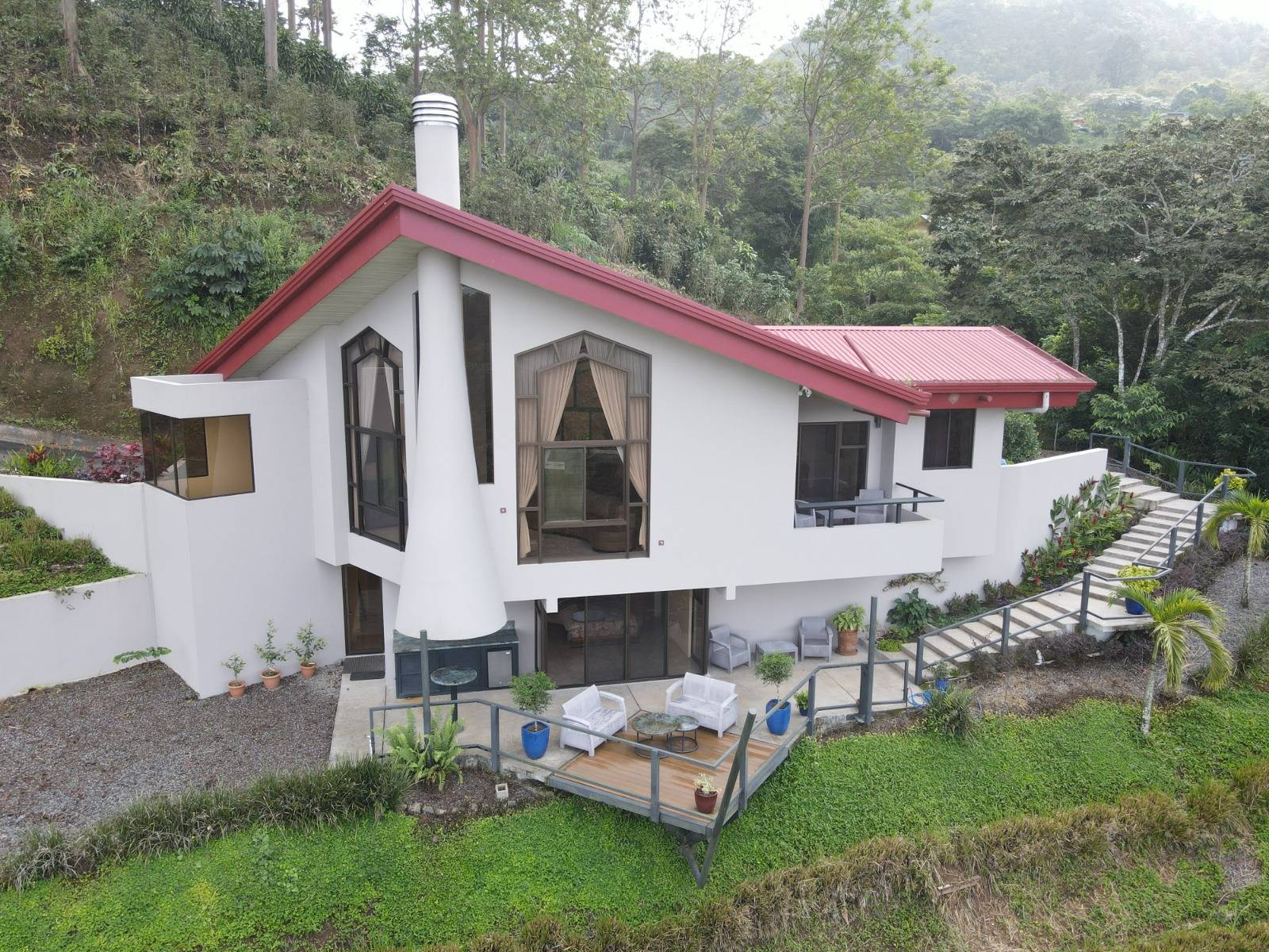 RealEstate_LasTerrazasHouseReid_1