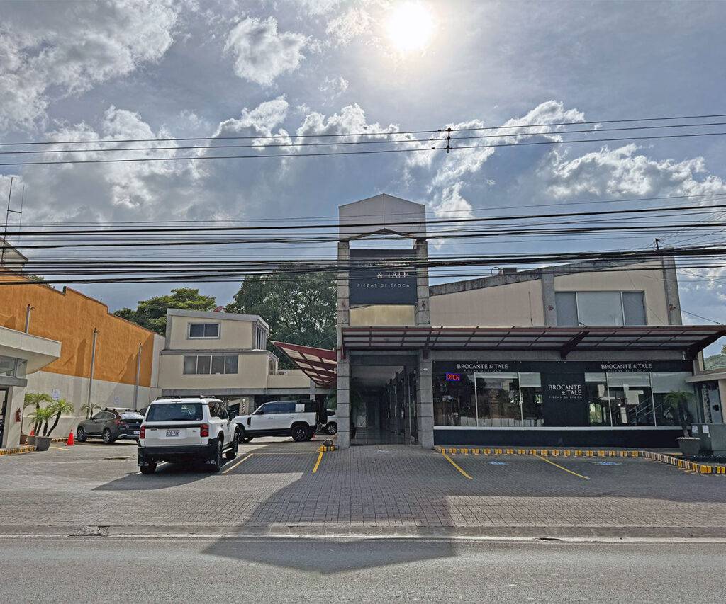 1-PLAZA MANARA