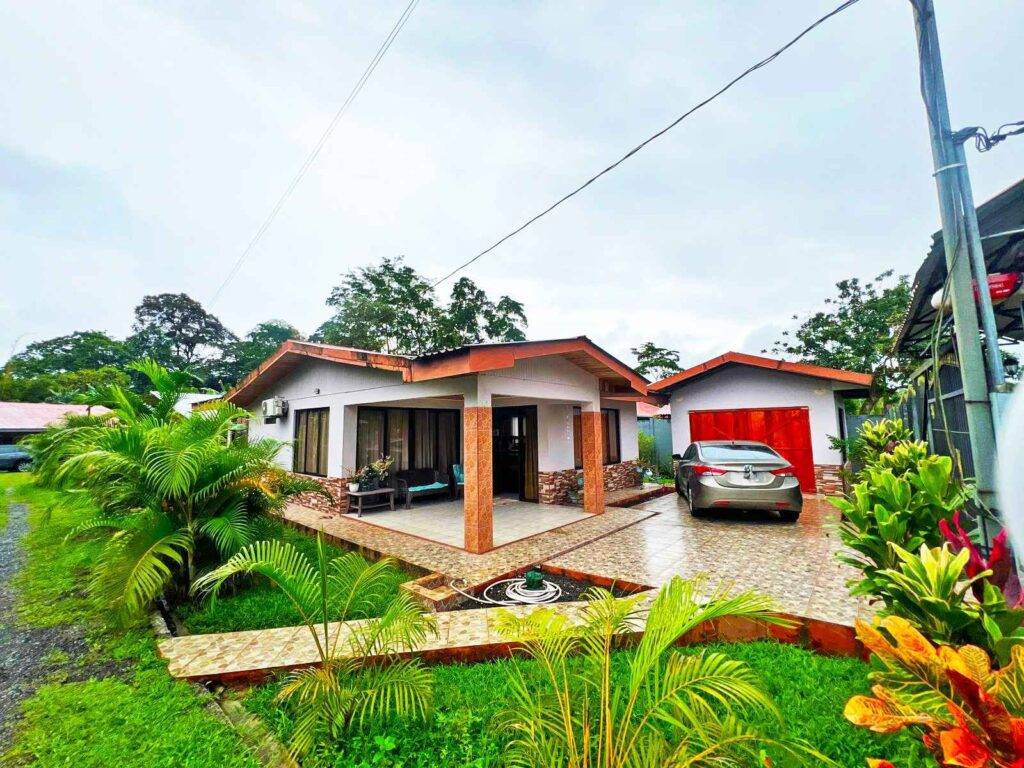 3 Casas Ligia El Bosque (1)_1_11zon