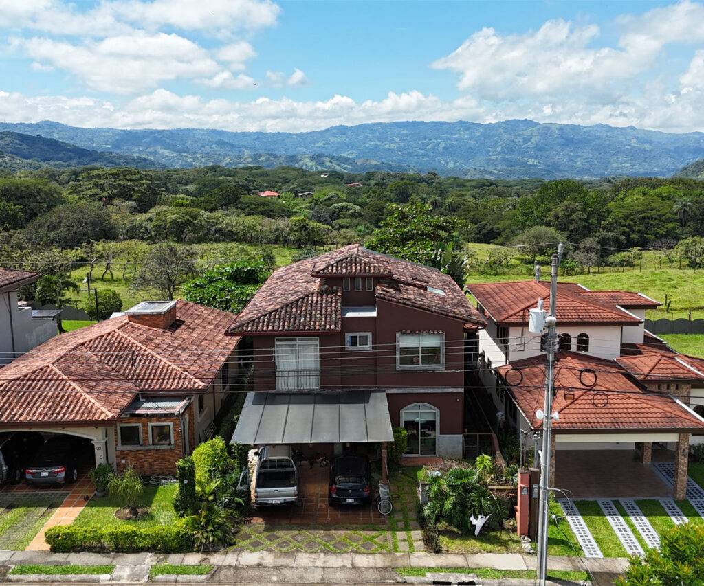 u74-casa-veredas-del-arroyo-11-34