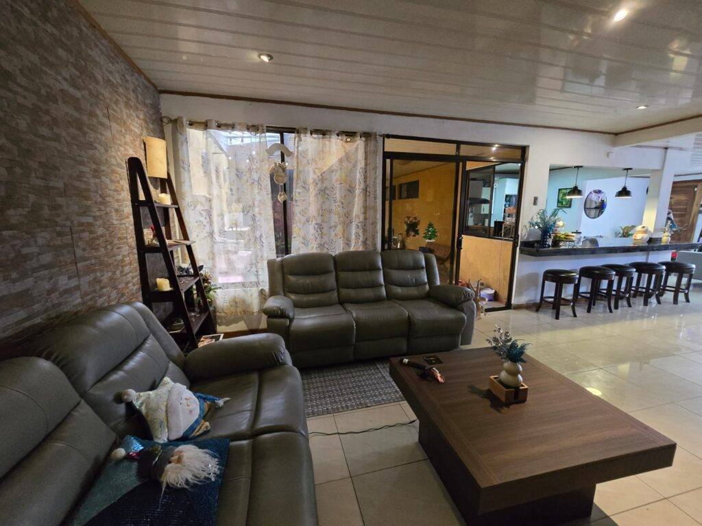 WhatsApp-Image-2025-10-26-at-7.57.03-PM-1