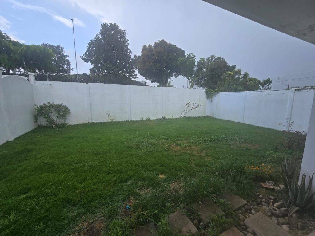 WhatsApp-Image-2025-12-09-at-10.04.29-AM