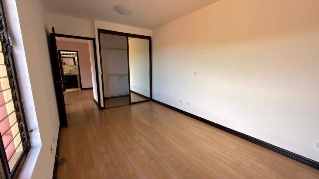 1d8676da-7d30-44c0-8c2e-384e8a957007