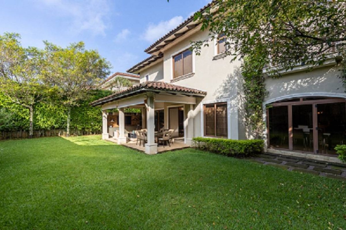 00.Casa Atila.jpga.jpgb.jpgcc-539d6381