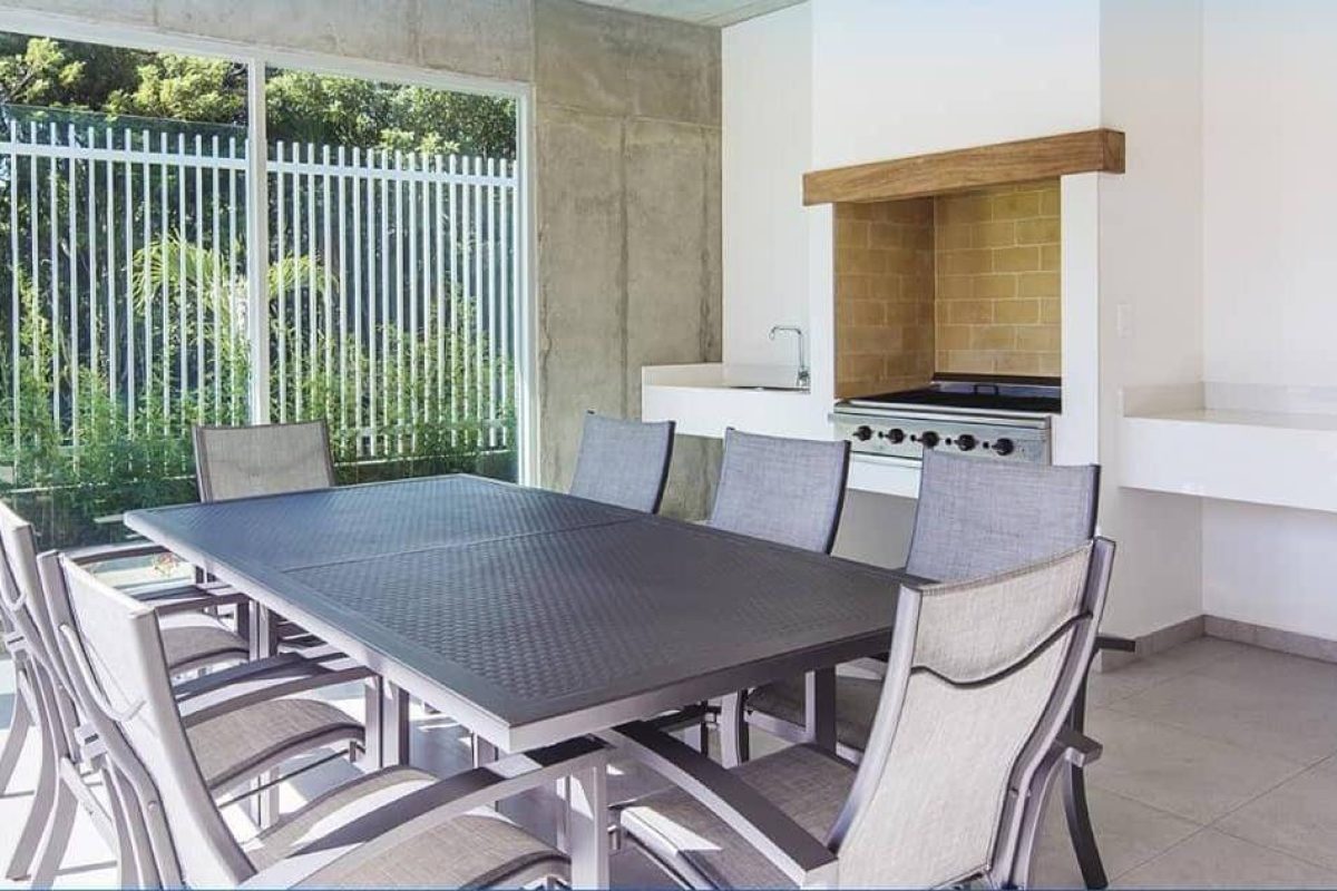 1d92a2f6-8089-4a8b-a72b-5f4395b8f1af-2b93b599