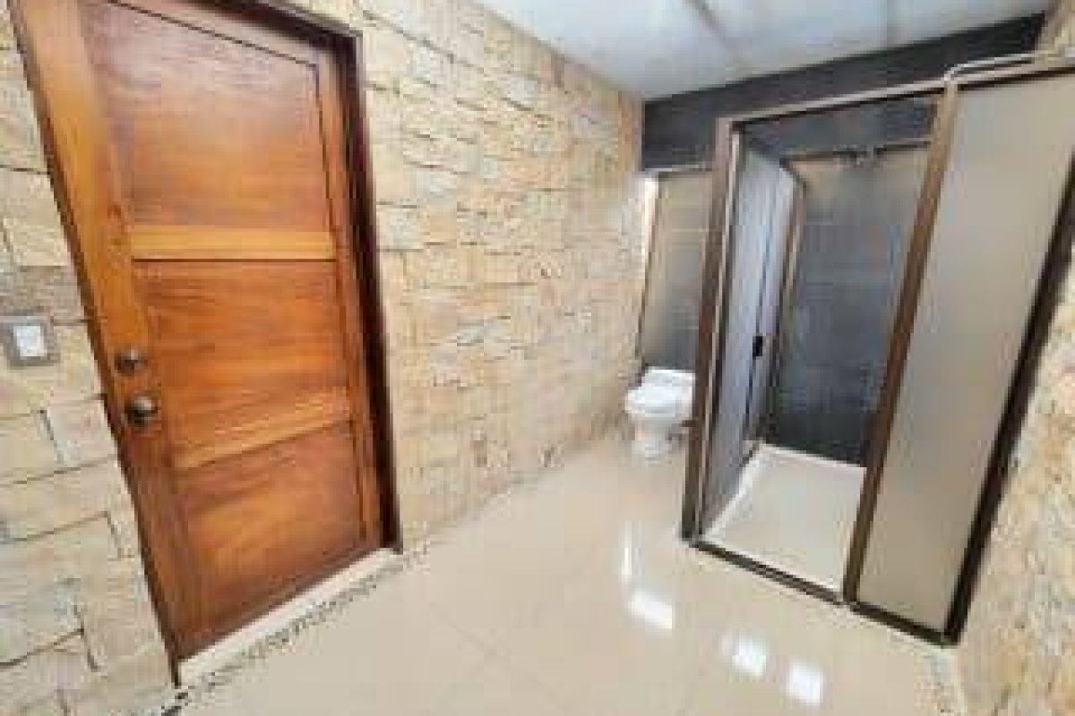 21 casa-venta-curribabat-cuatrohabitaciones-patio-zonaverde-dosplantas-residencial