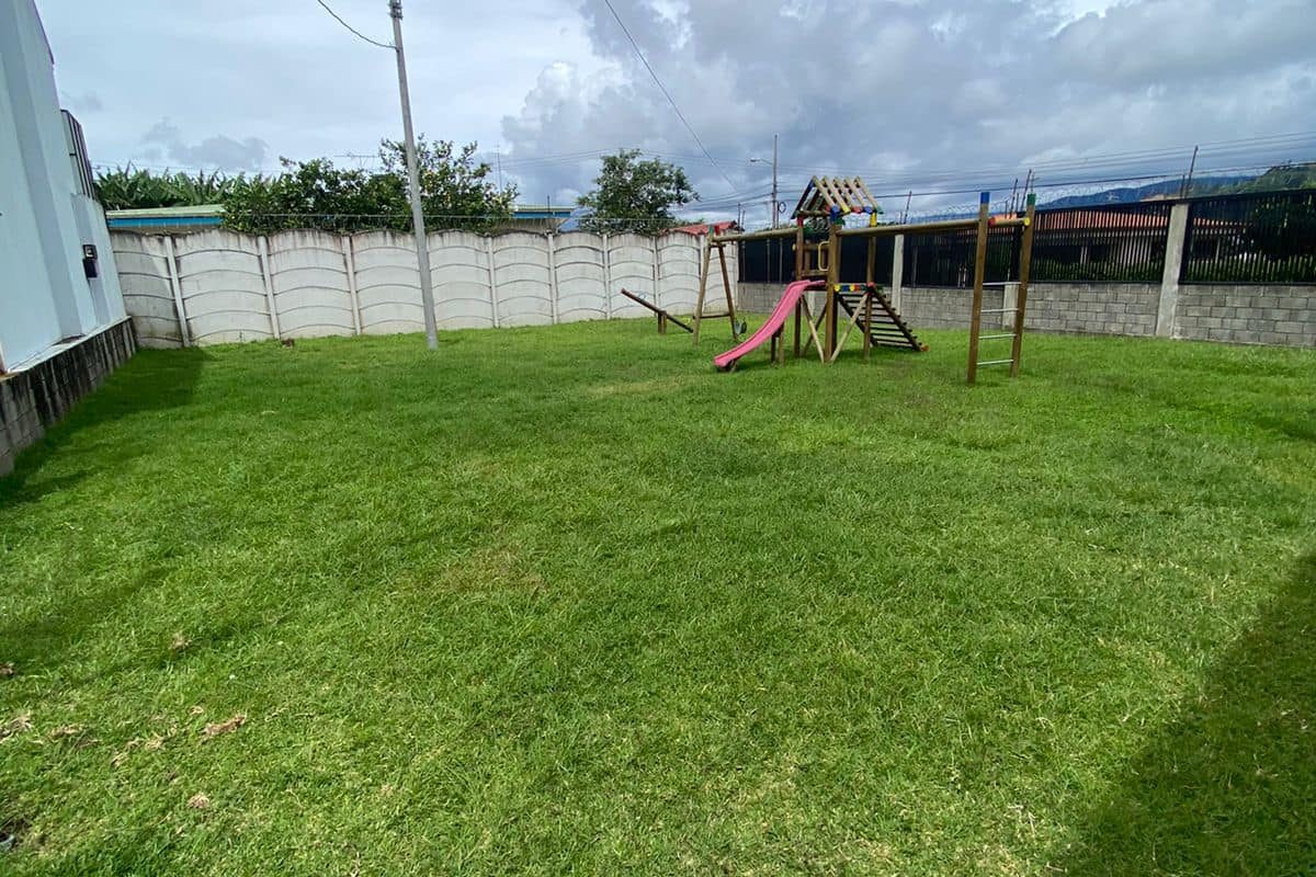 326066327_1203413810535698_8412102083859200959_n