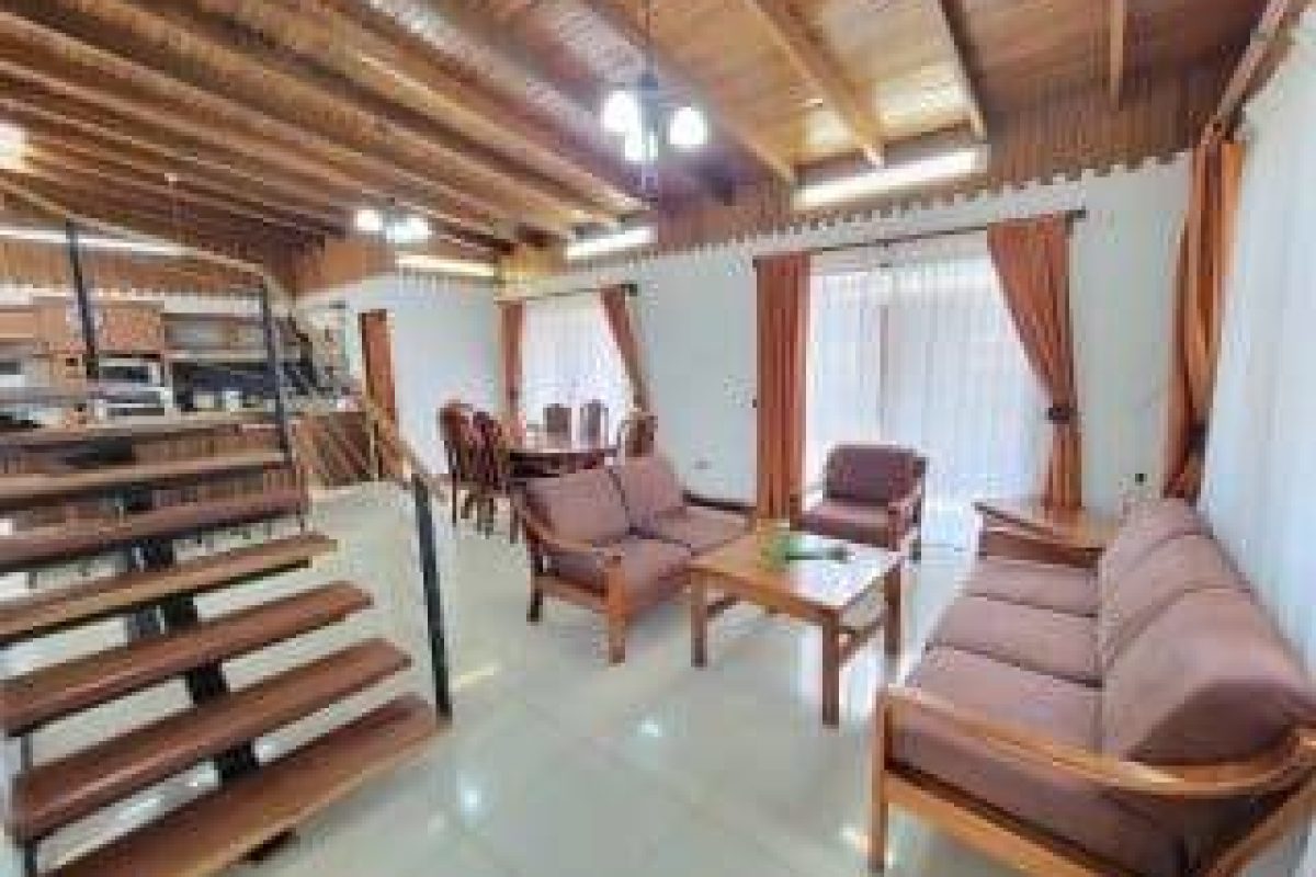 4 casa-venta-curribabat-cuatrohabitaciones-patio-zonaverde-dosplantas-residencial