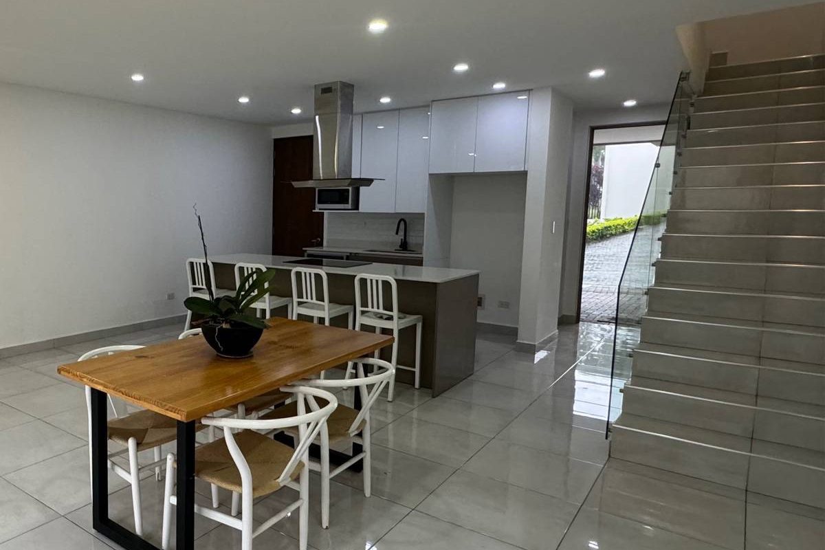 7-casa-lindora