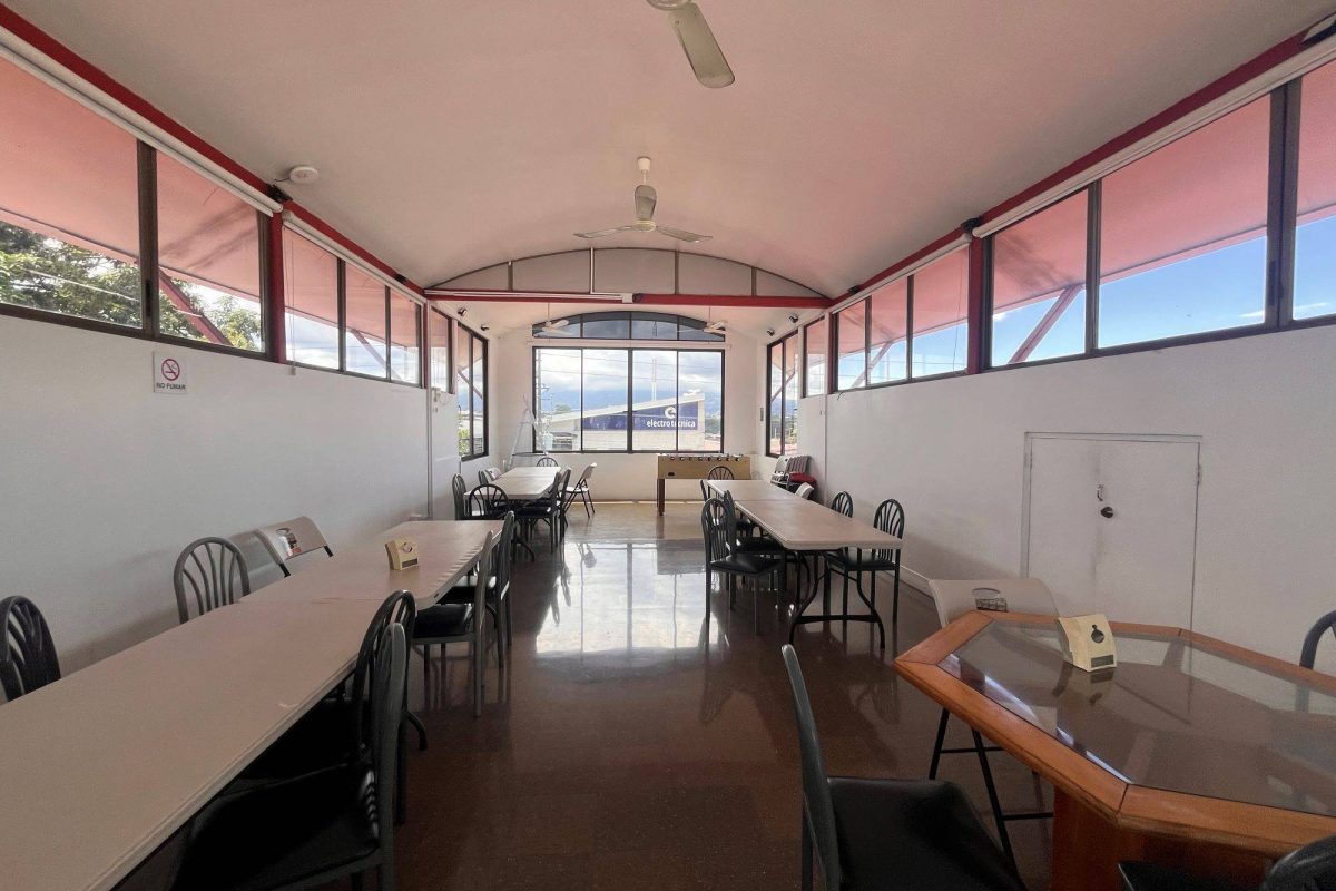 98DDE516-EADD-41F0-A477-846573B41F41