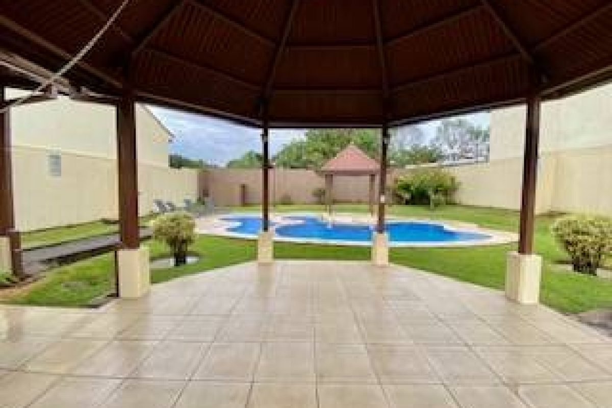 9C04C877-6456-4A0C-8995-BCA5707A598E-3e5ee122