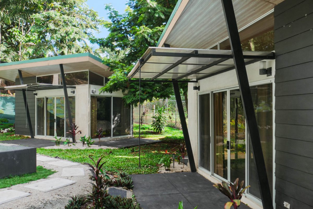 BUNGALOW