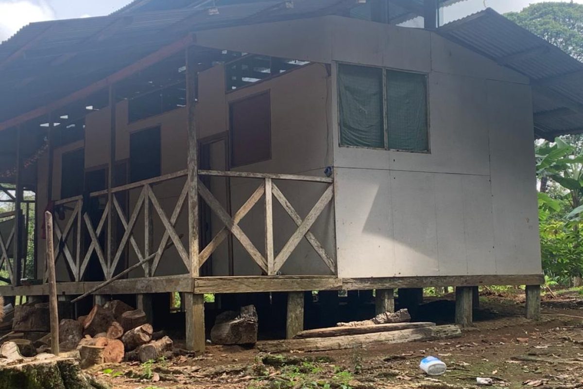 CASA DE PEON 2-3783780c