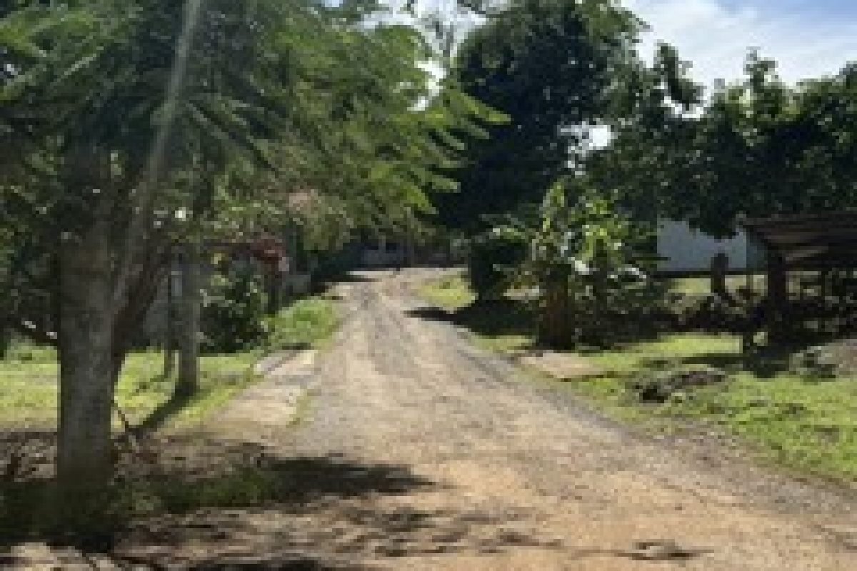 Calle-privada-no-asfaltada-Small