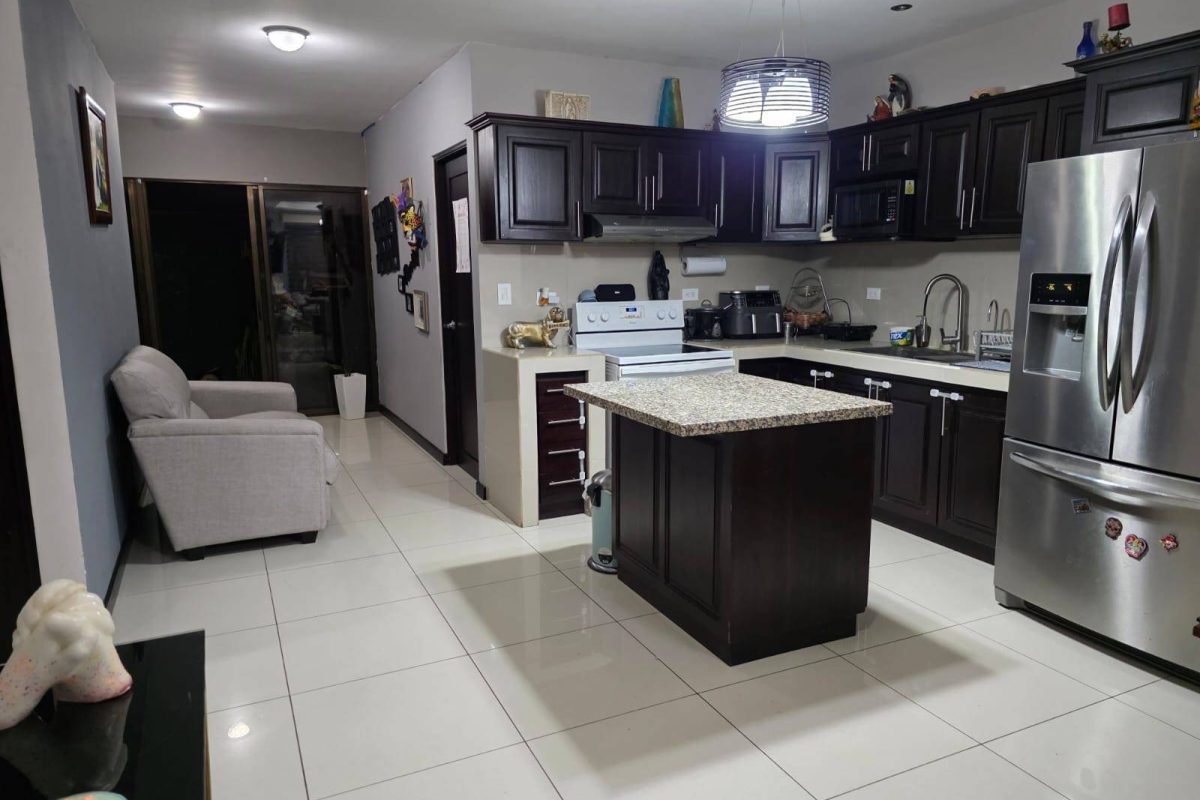 Casa en Condominio La Rueda, Cartago - Cámara Costarricense de ...