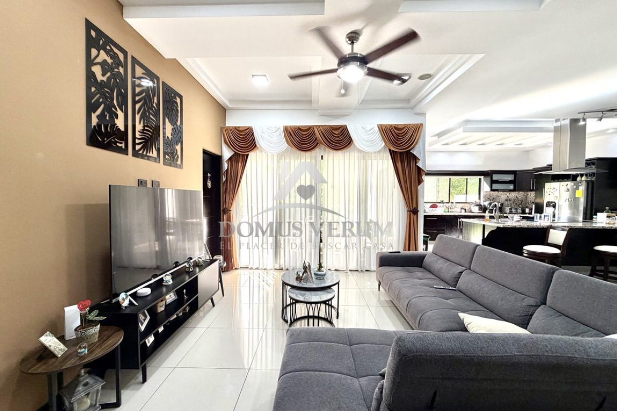 Condominio-Francosta-Casa-Contemporanea-en-Venta-008