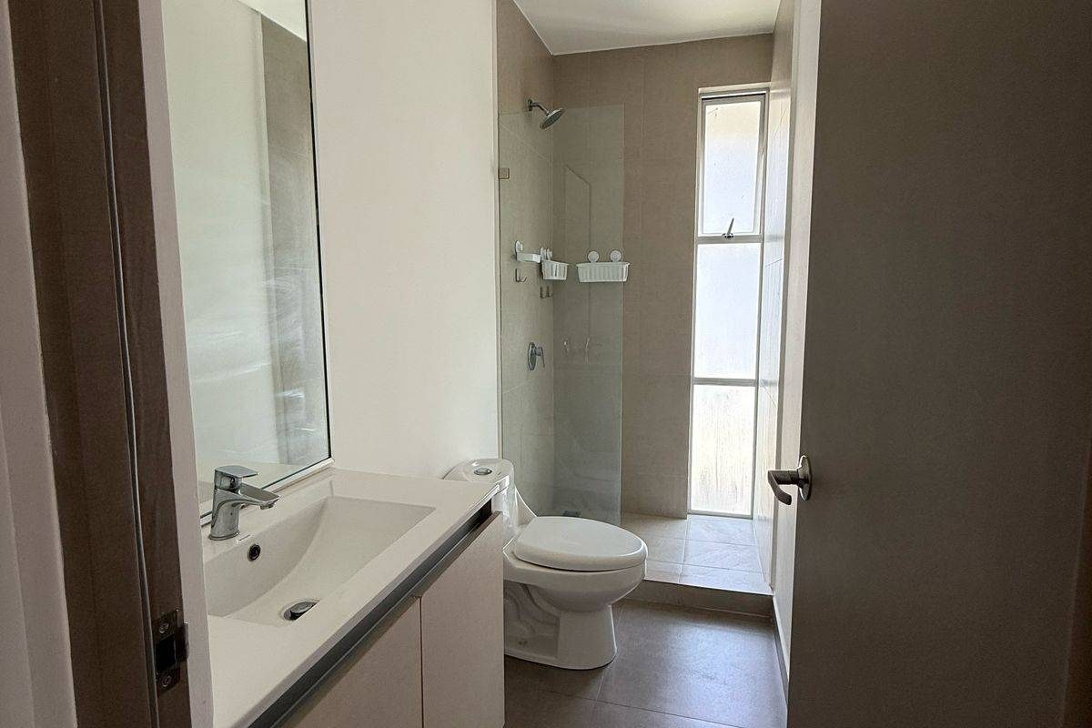 Imagen de WhatsApp 2025-04-24 a las 11.21.21_0cc48a60