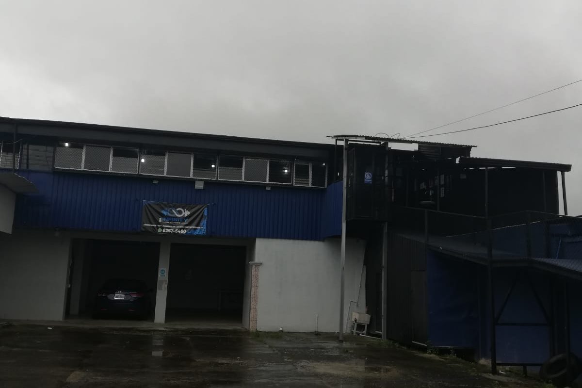 Local Aguasarcas 7-11514015