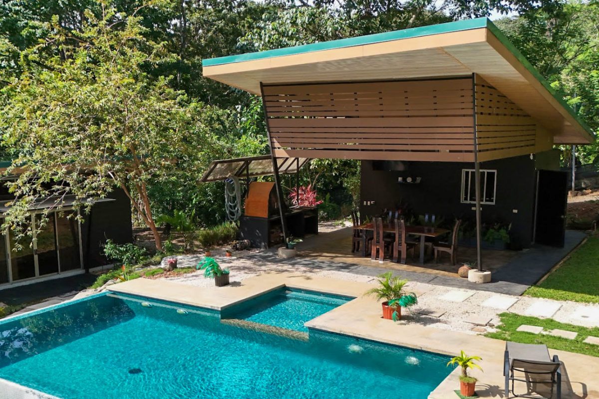 PISCINA_