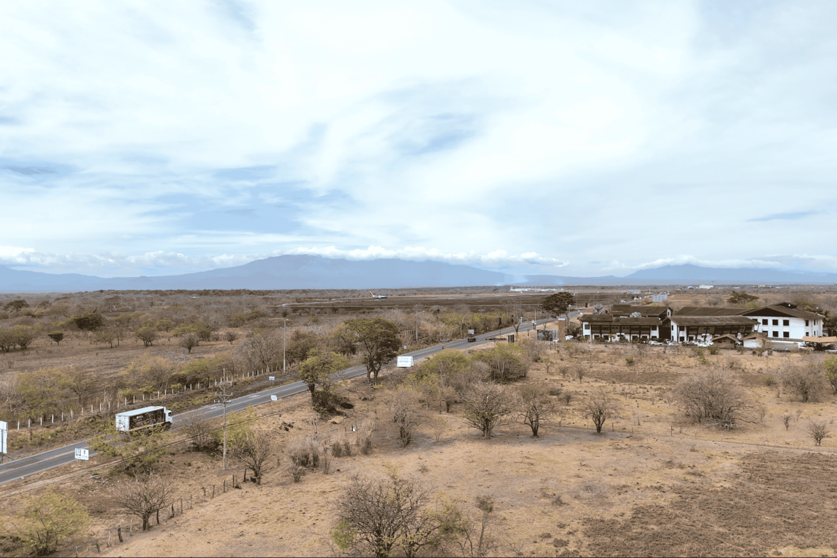 Property-Airport-view-1