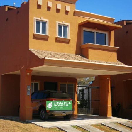 Real Estate Sonia Condominio Doña Elsie La Guacima (1)