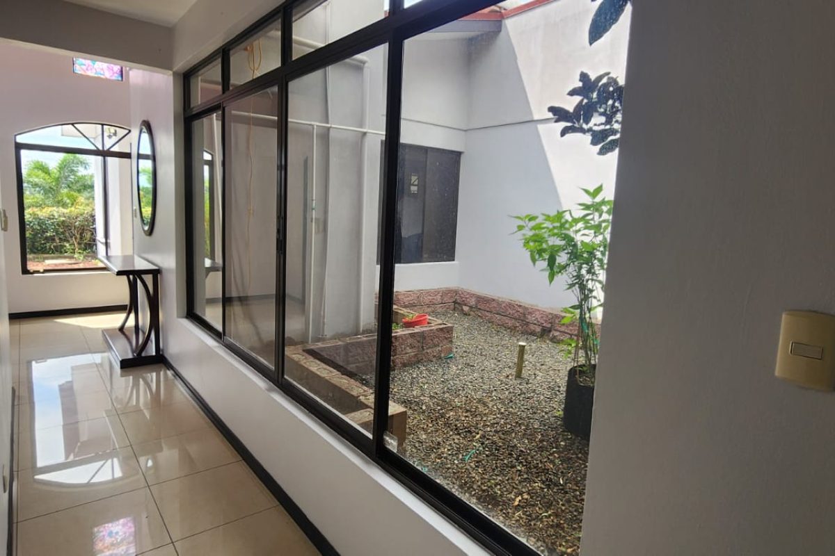 Real-Estate-Sophia-Alto-Murillo-Naranjo-15