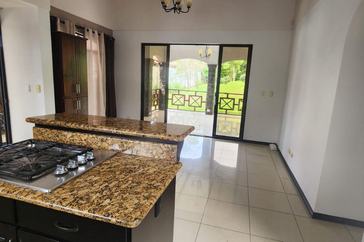 Real-Estate-Sophia-Alto-Murillo-Naranjo-2