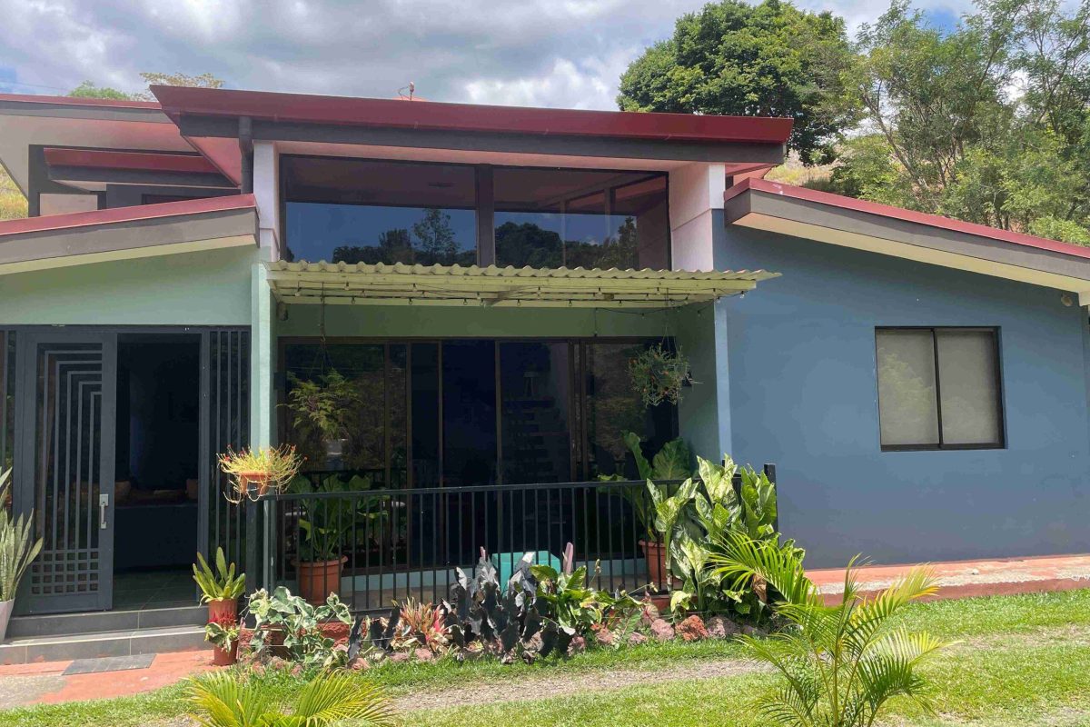 RealEstate_CasaLaVirgencita_10_10_11zon