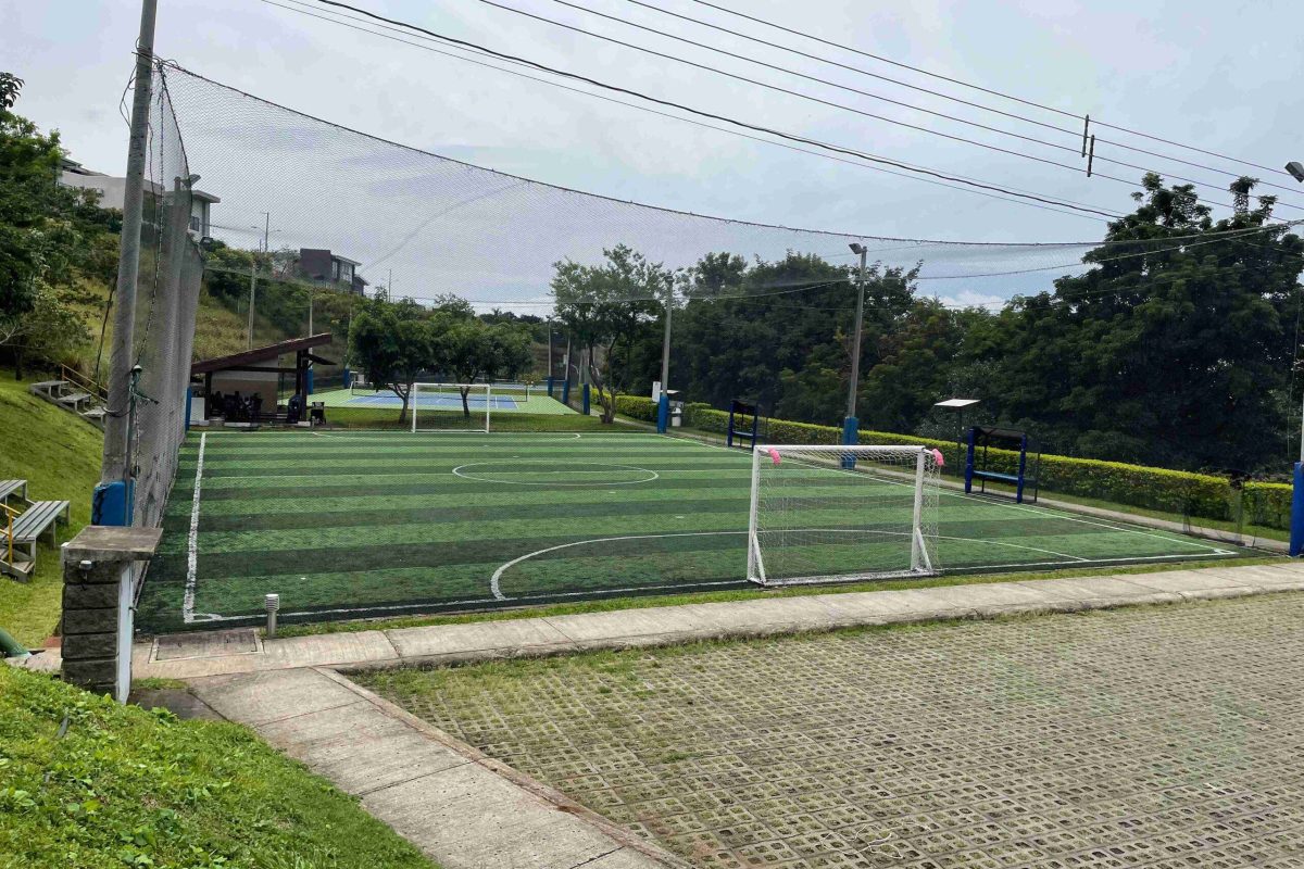 RealEstate_CasaMemeMontezuma_27_11_11zon