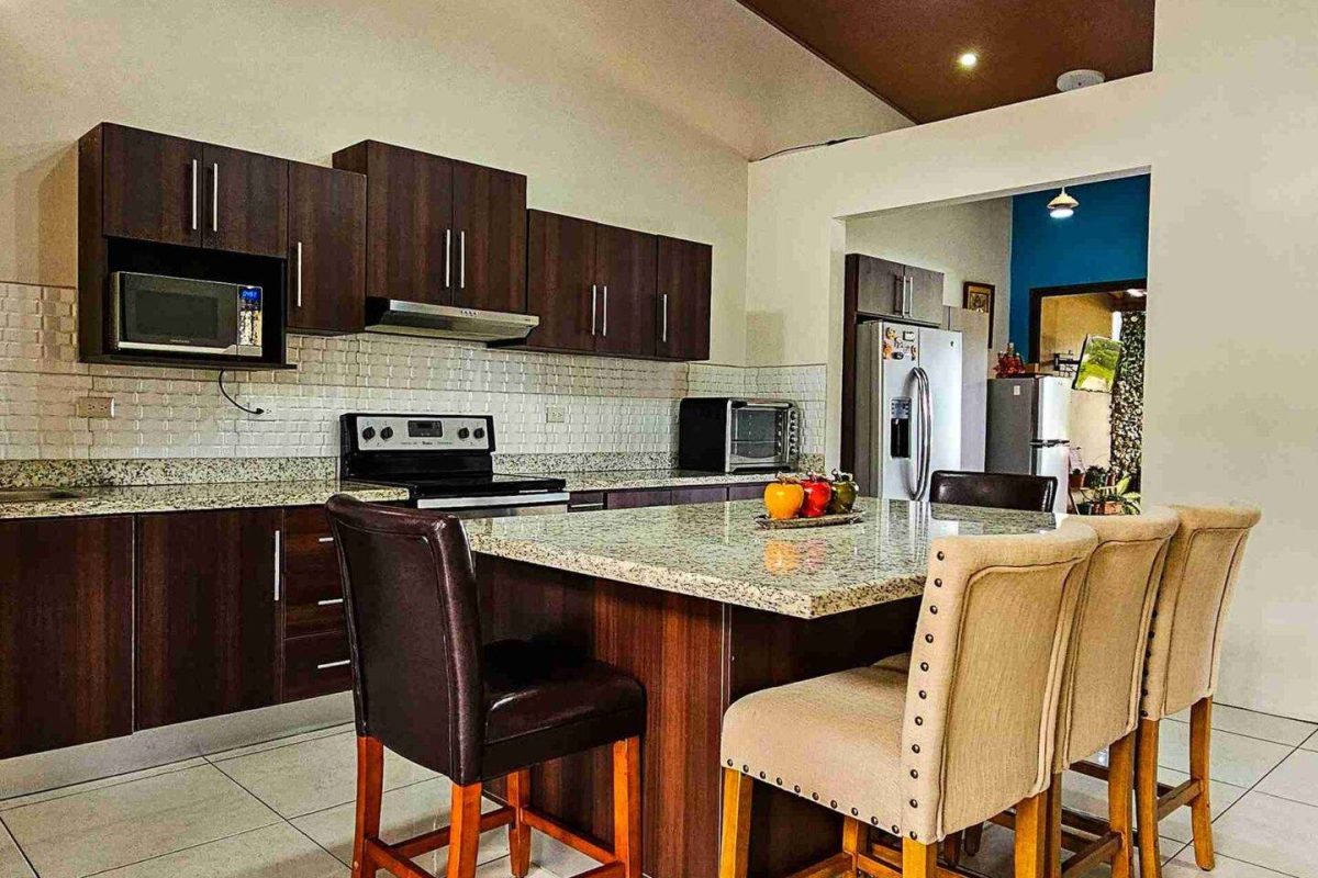 RealEstate_CasaMemeMontezuma_4_4_11zon