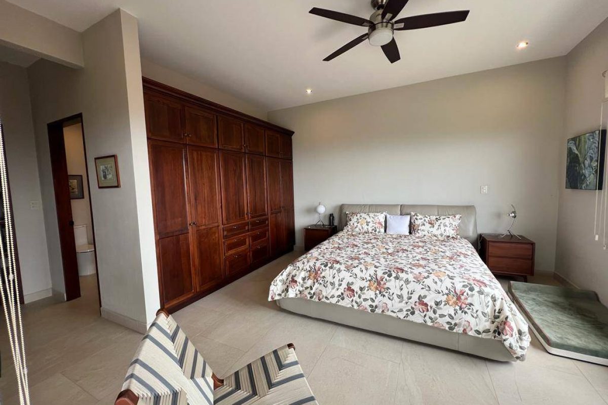 RealEstate_EucaliptoHouseOM_12