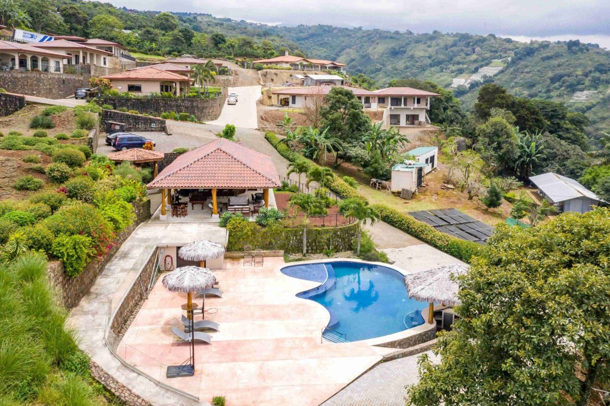 RealEstate_GuanacasteHouseOM_4_4_11zon