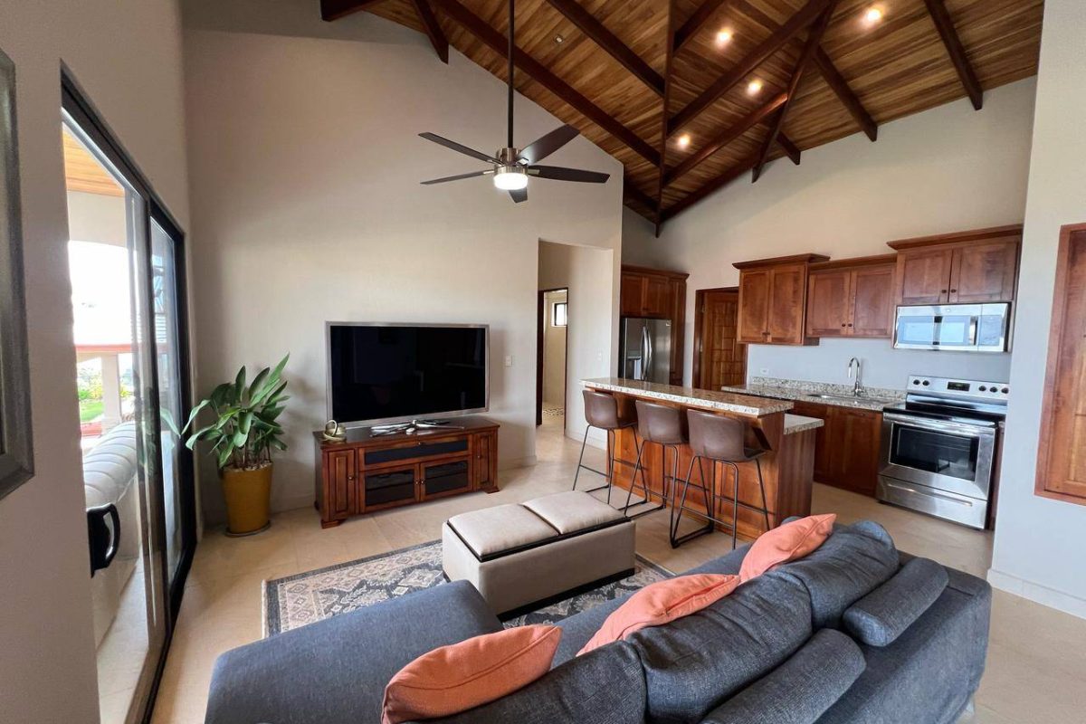 RealEstate_PochoteIIOroMonteFurnished_2-1