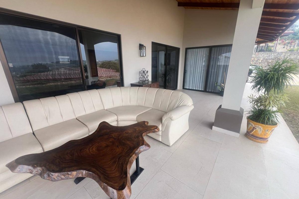 RealEstate_PochoteIIOroMonteFurnished_4-1