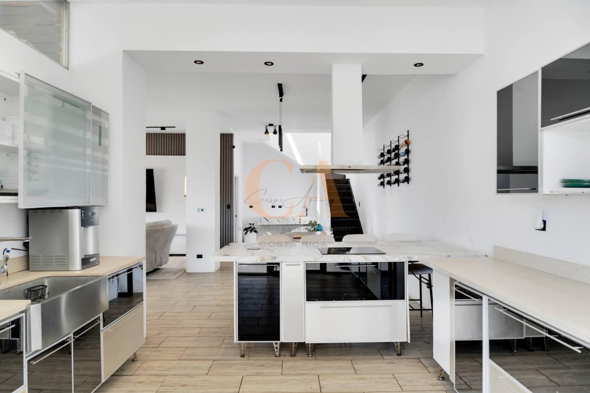 Se-Vende-Casa-Puriscal-Crespo-Agency-16