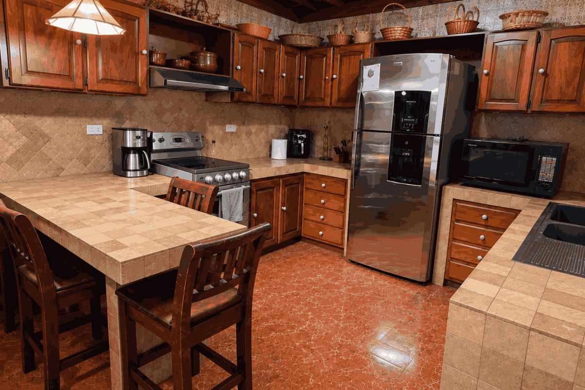 Tidy-Rustic-Kitchen-Interior_9_11zon
