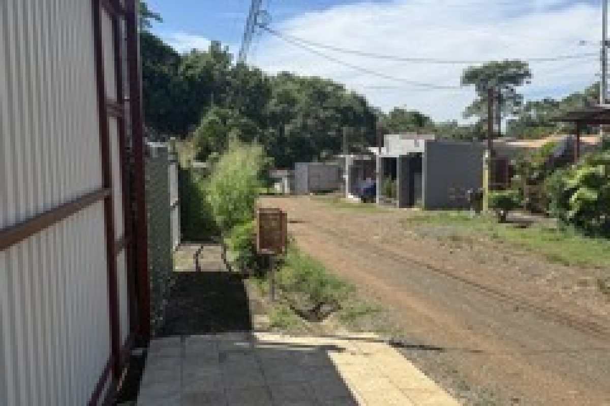 Vista-Izquierda-del-Lote-Small
