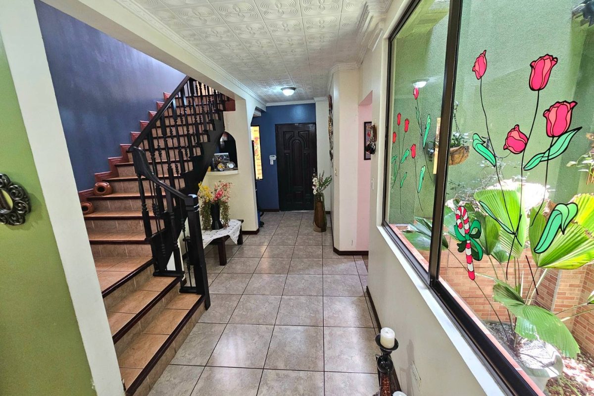 WhatsApp Image 2024-11-06 at 11.13.42 PM (7)