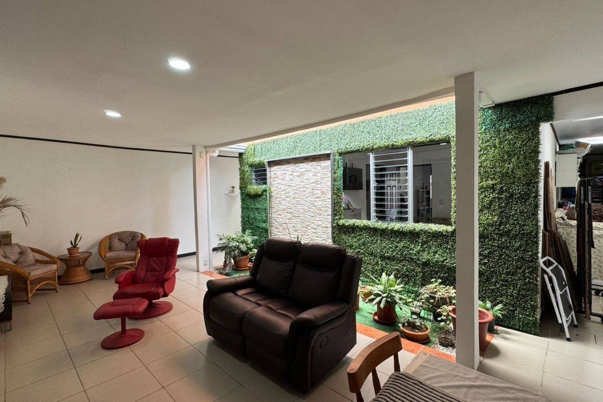 WhatsApp Image 2025-05-13 at 7.20.07 AM (1)