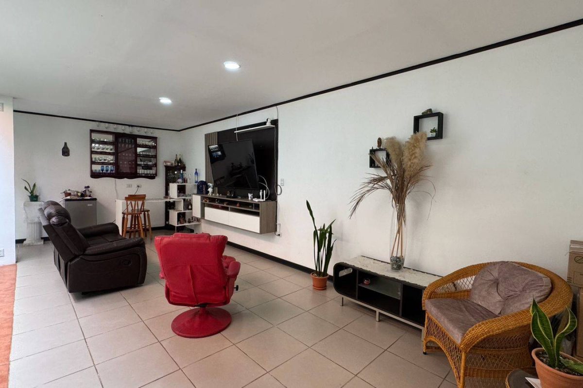 WhatsApp Image 2025-05-13 at 7.20.07 AM (3)