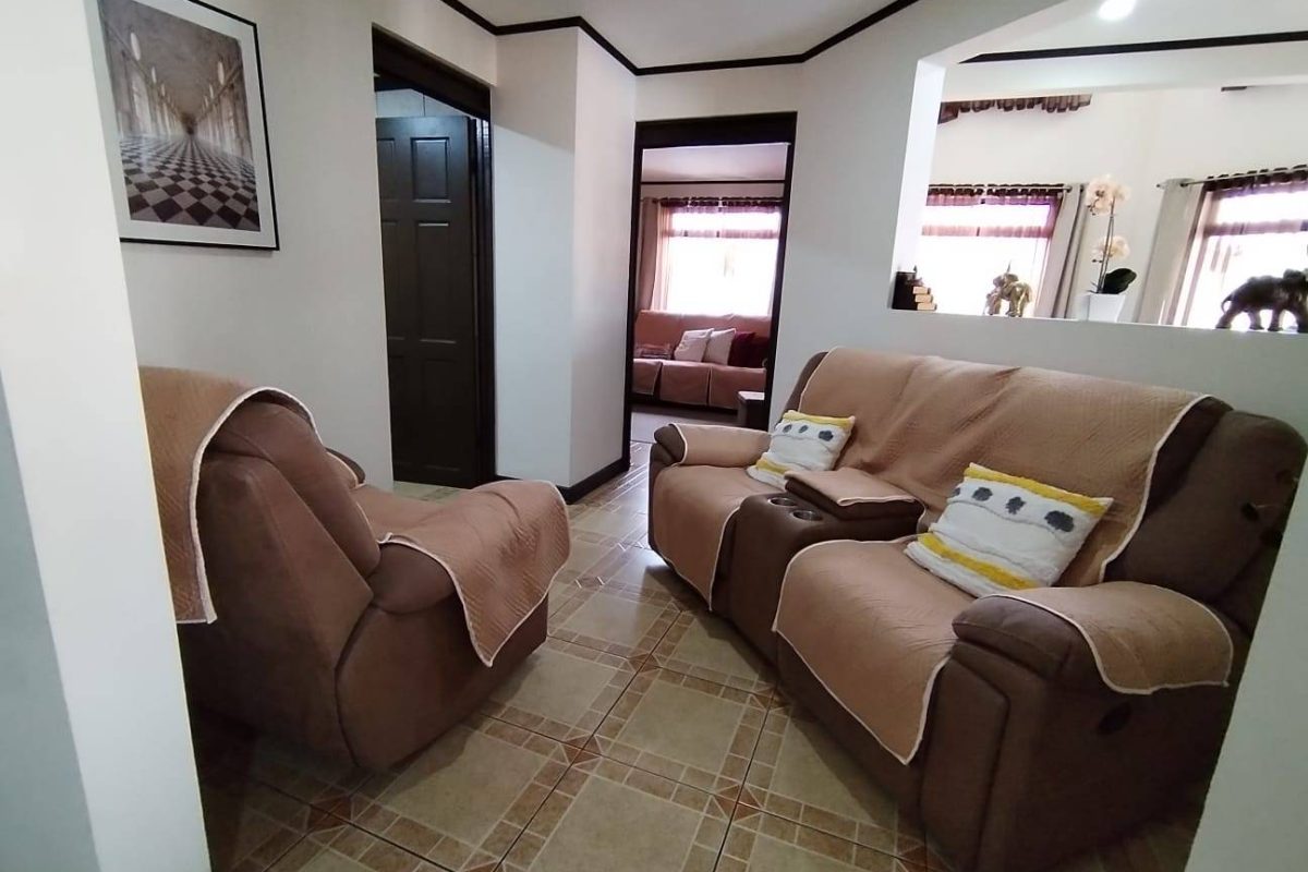 WhatsApp Image 2025-06-05 at 10.18.08 AM (1)