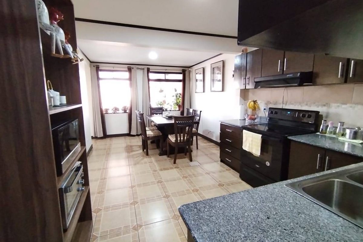 WhatsApp Image 2025-06-05 at 10.18.08 AM (2)