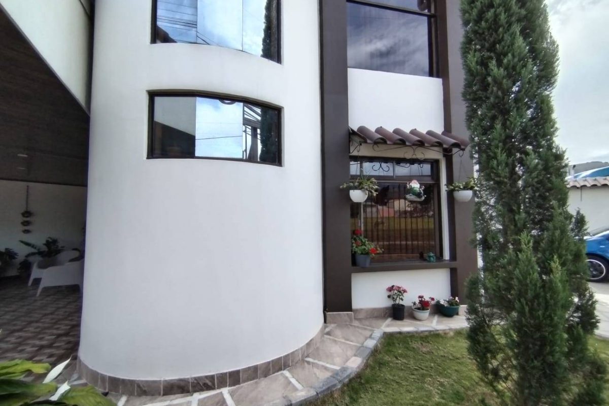 WhatsApp Image 2025-06-05 at 10.18.11 AM