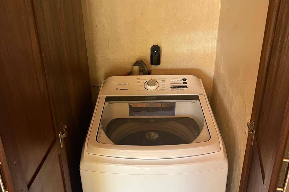 WhatsApp-Image-2025-12-05-at-1.07.09-PM