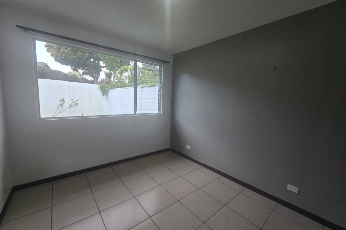 WhatsApp-Image-2025-12-09-at-10.04.25-AM