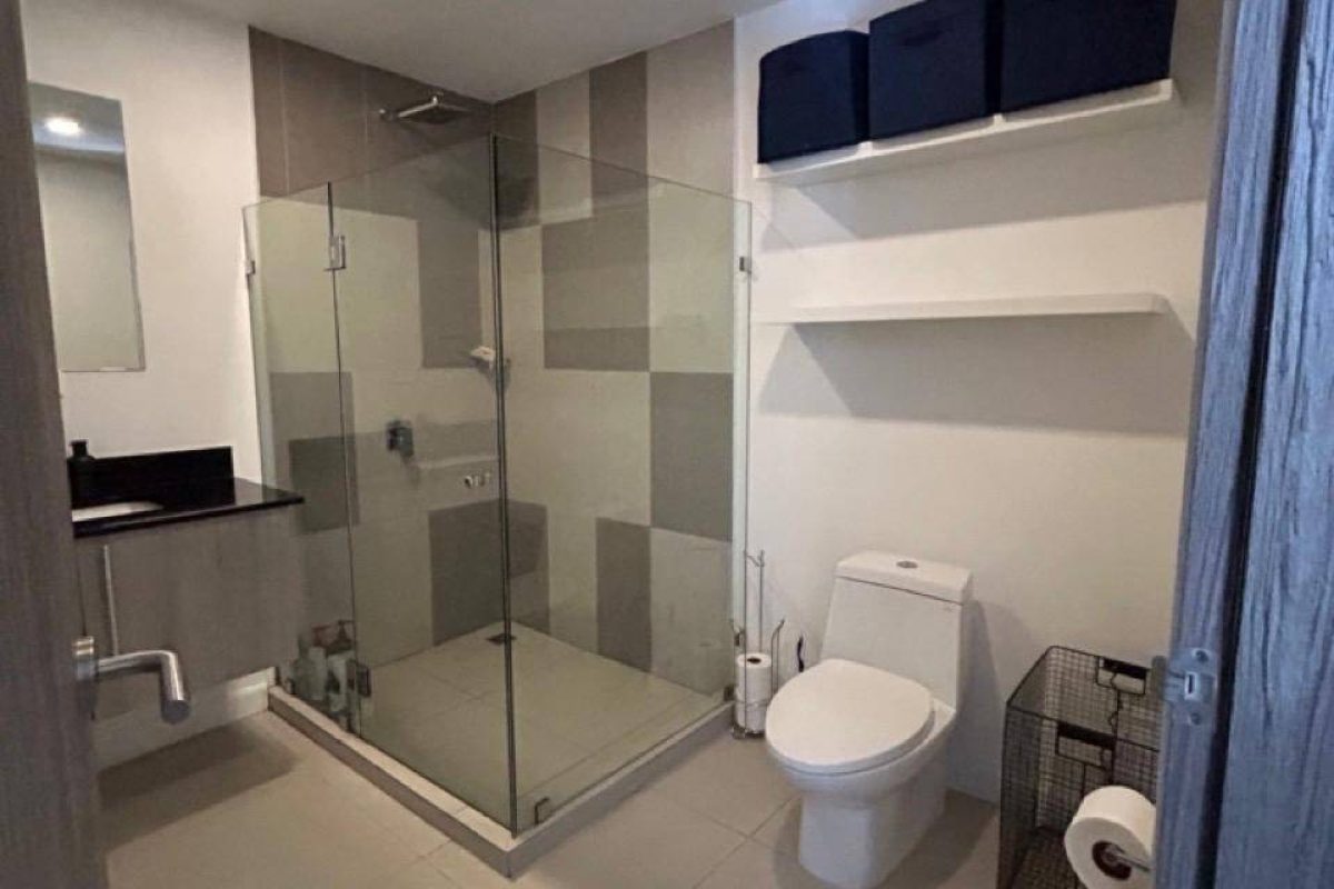 c8945f5b-720b-4de8-8186-528b18aefc66