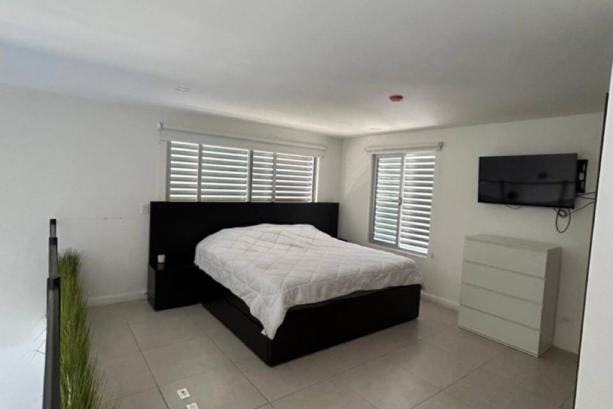 d8755543-b5e6-41f4-9007-5eb66061ea87-2