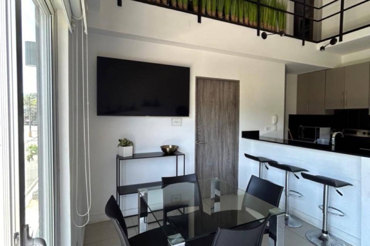 f4047a32-ff43-41db-b0b0-1d21fbf032ea-2