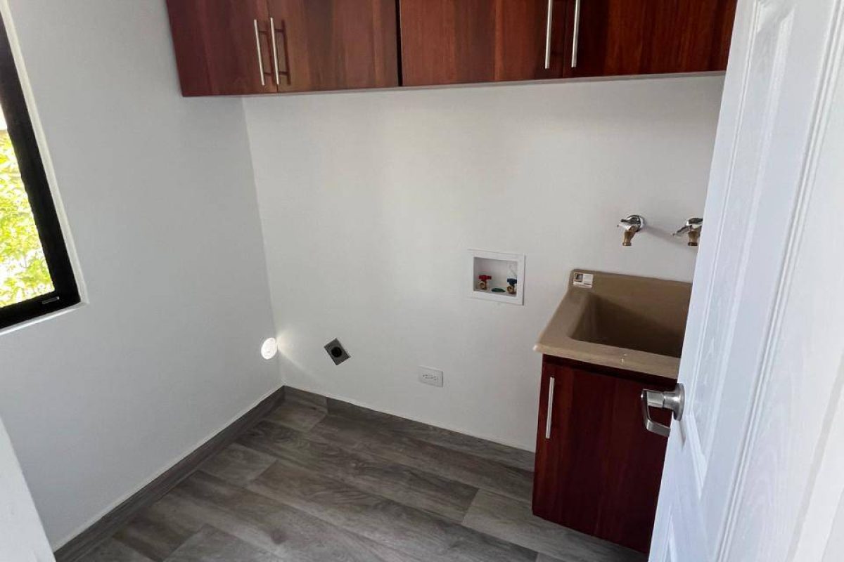 u1408-WhatsApp-Image-2025-10-03-at-12.18.41-PM-6